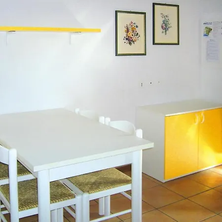 Apartment Marina Di Pinarello With Four Rooms, Cleaning Included