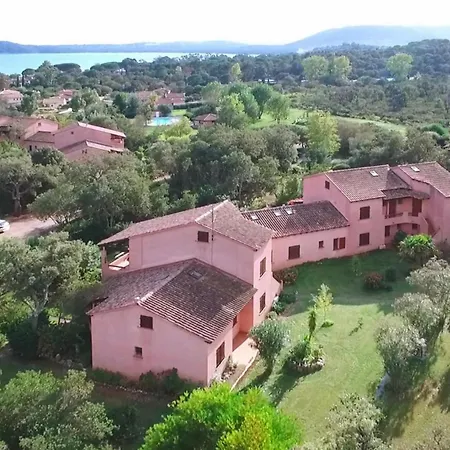 Marina Di Pinarello With Four Rooms, Cleaning Included *