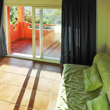 Marina Di Pinarello With Four Rooms, Cleaning Included Vardiola