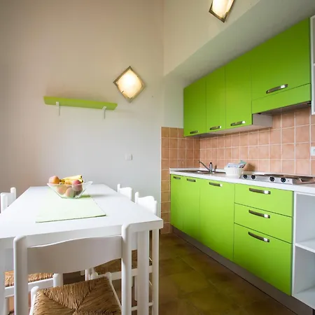 Marina Di Pinarello With Four Rooms, Cleaning Included * Vardiola
